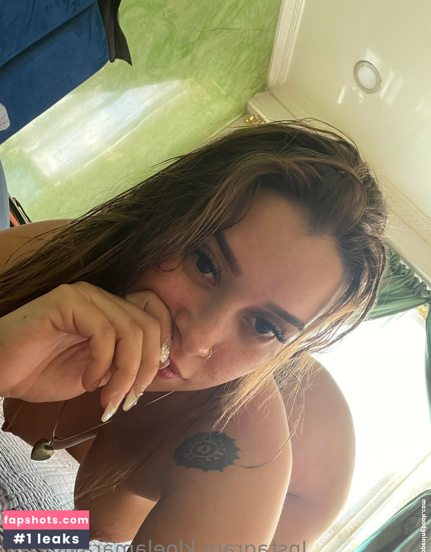 Kloe La Maravilla gallery photo #23