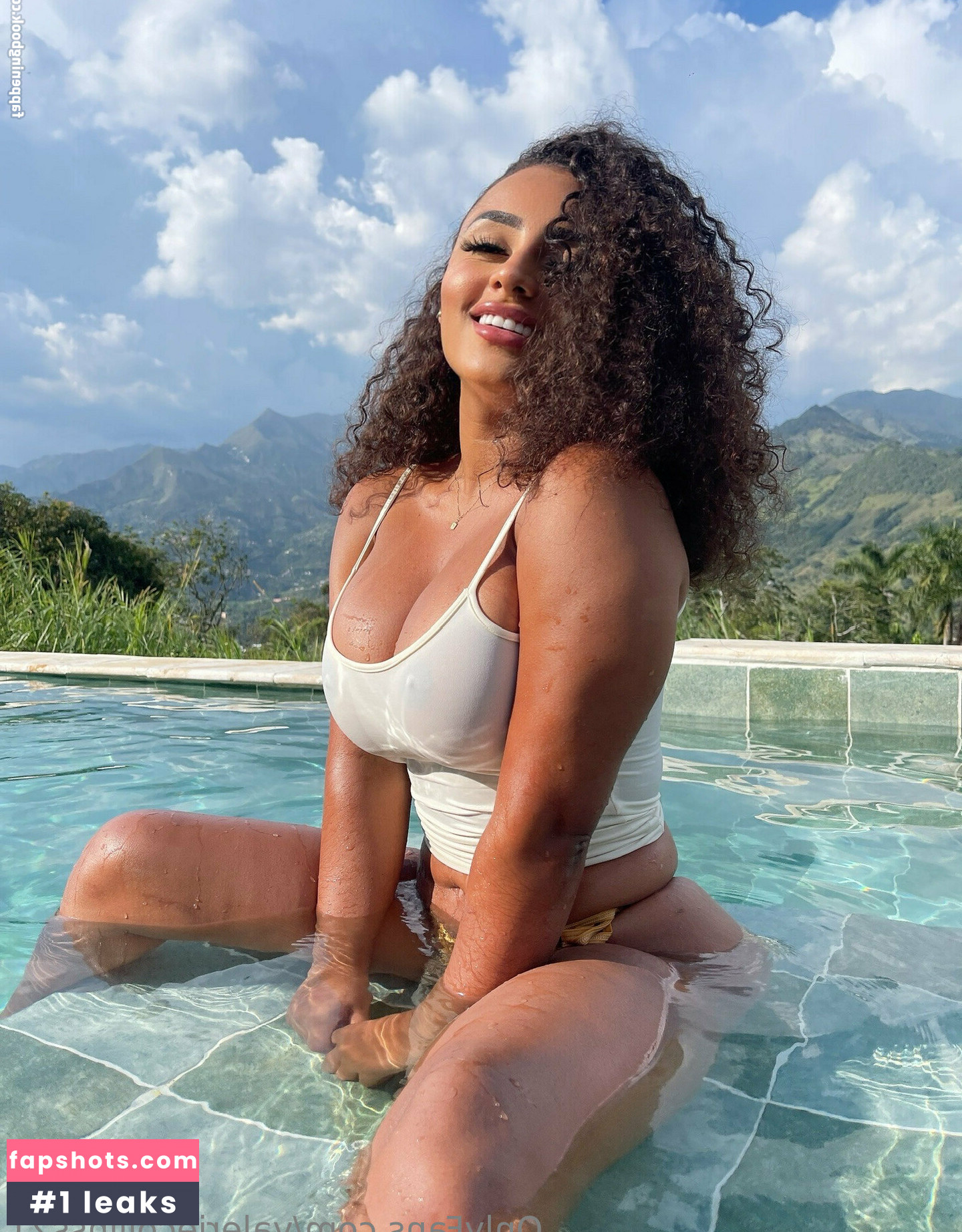 kmartinez_22 gallery photo #21