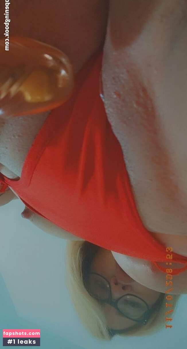 kmenotti Nude Leaks OnlyFans Photos #18 - LeakJerk