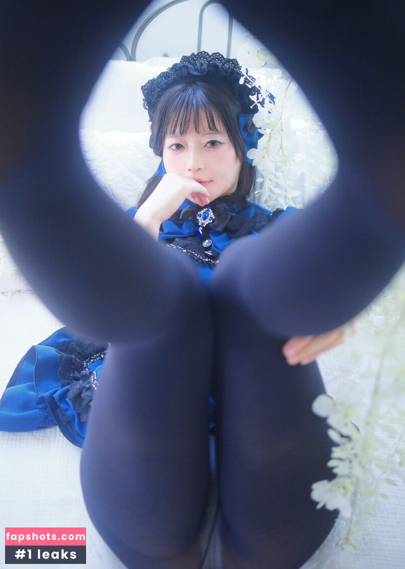 Kogane Akino gallery photo #14