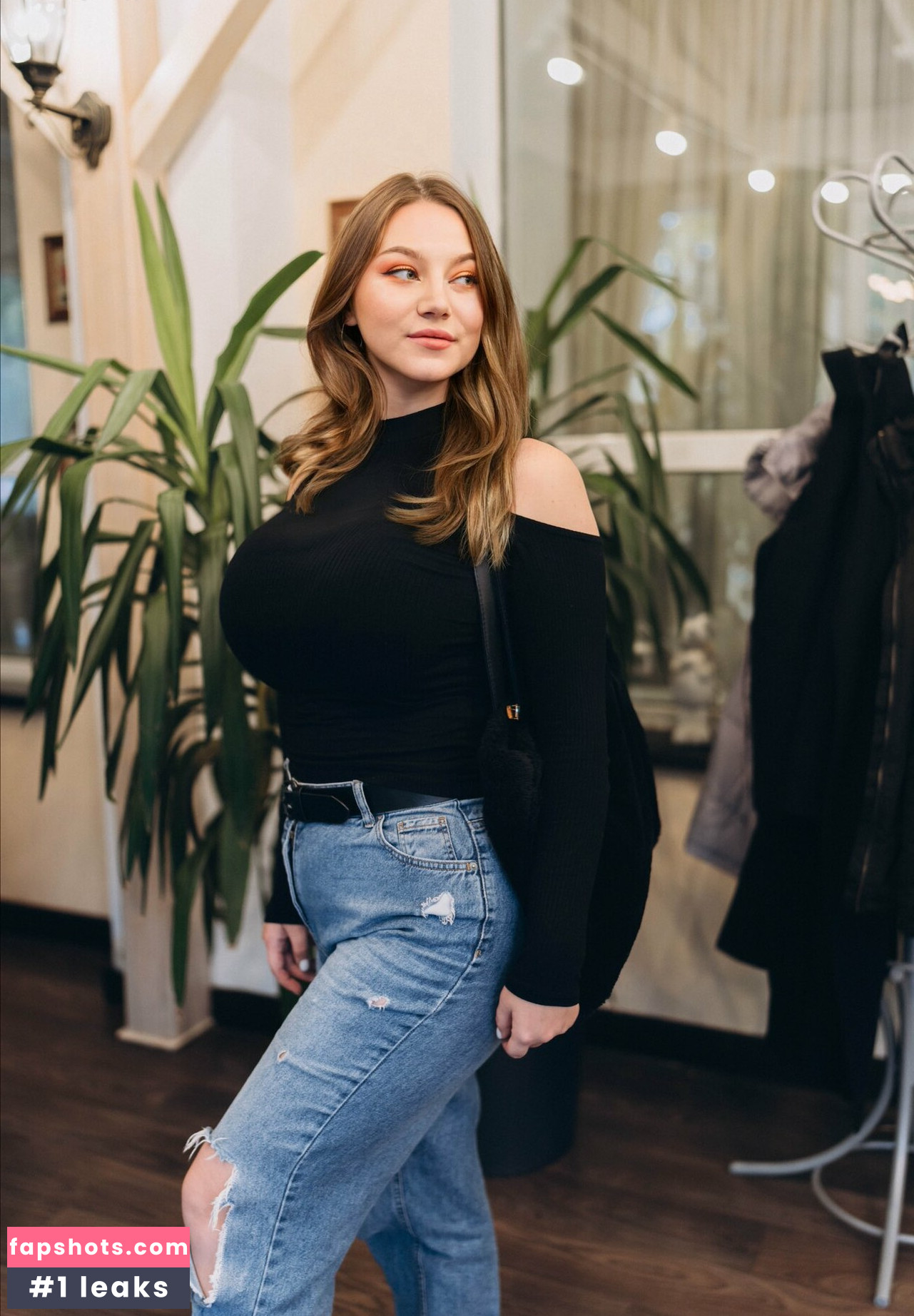 Koliska Vitru gallery photo #15