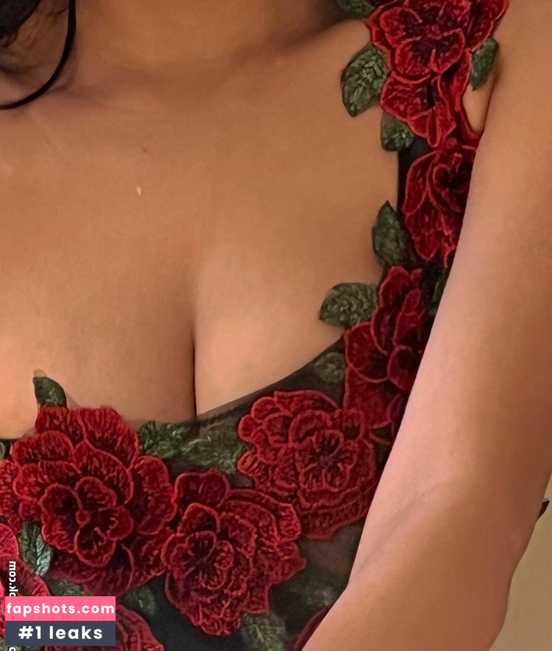 Komal Khosla Nude Leaks OnlyFans Photos #17 - LeakJerk