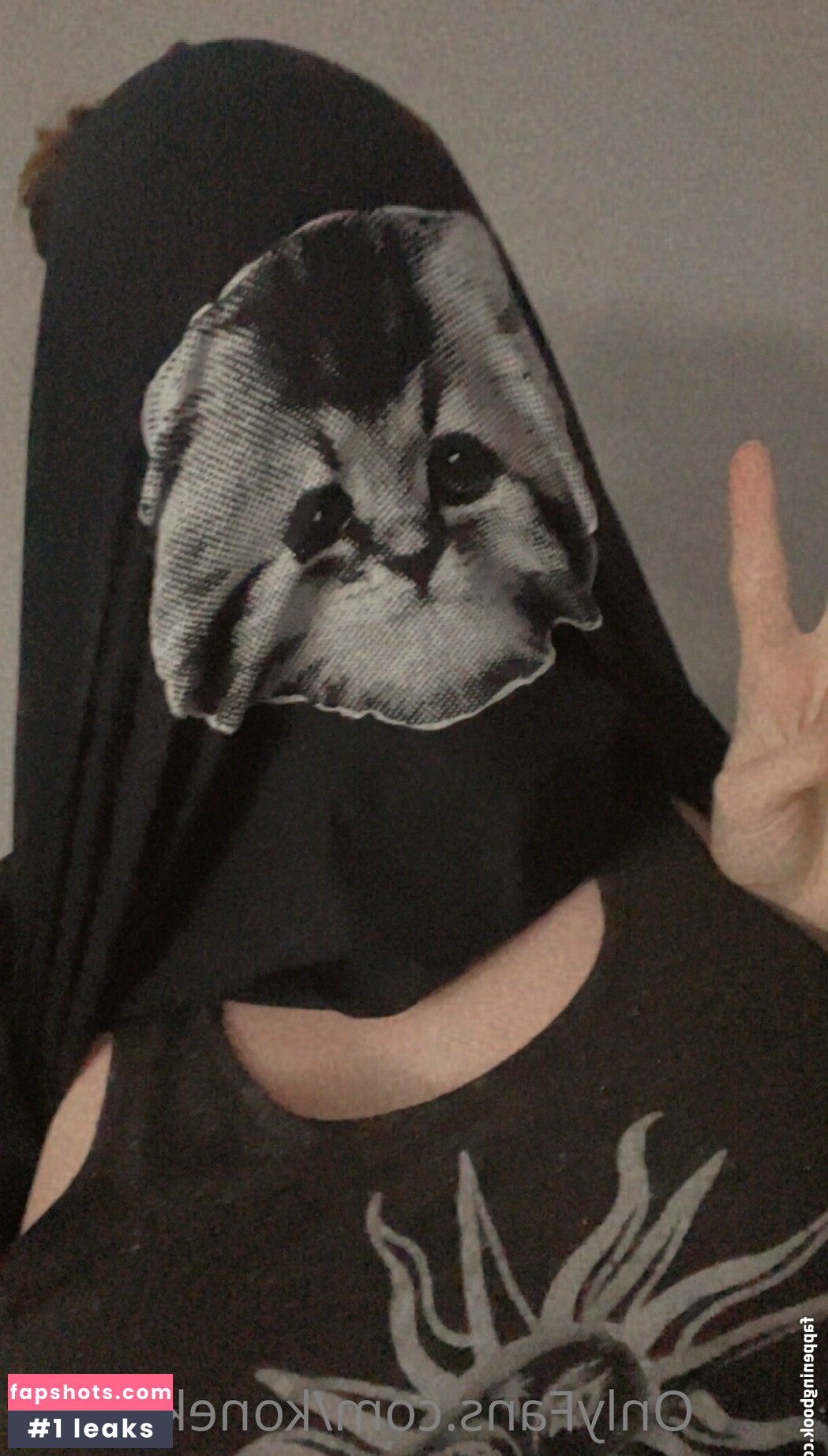 konekofixations nude babe gallery