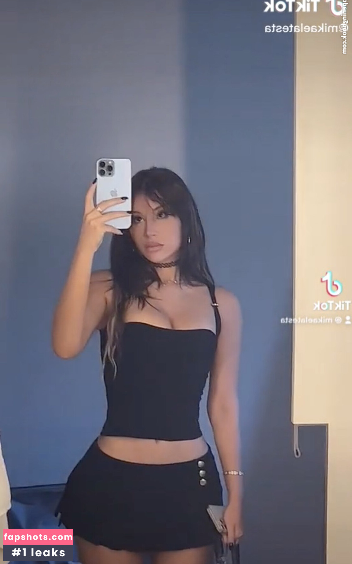 KorchiBae gallery photo #2