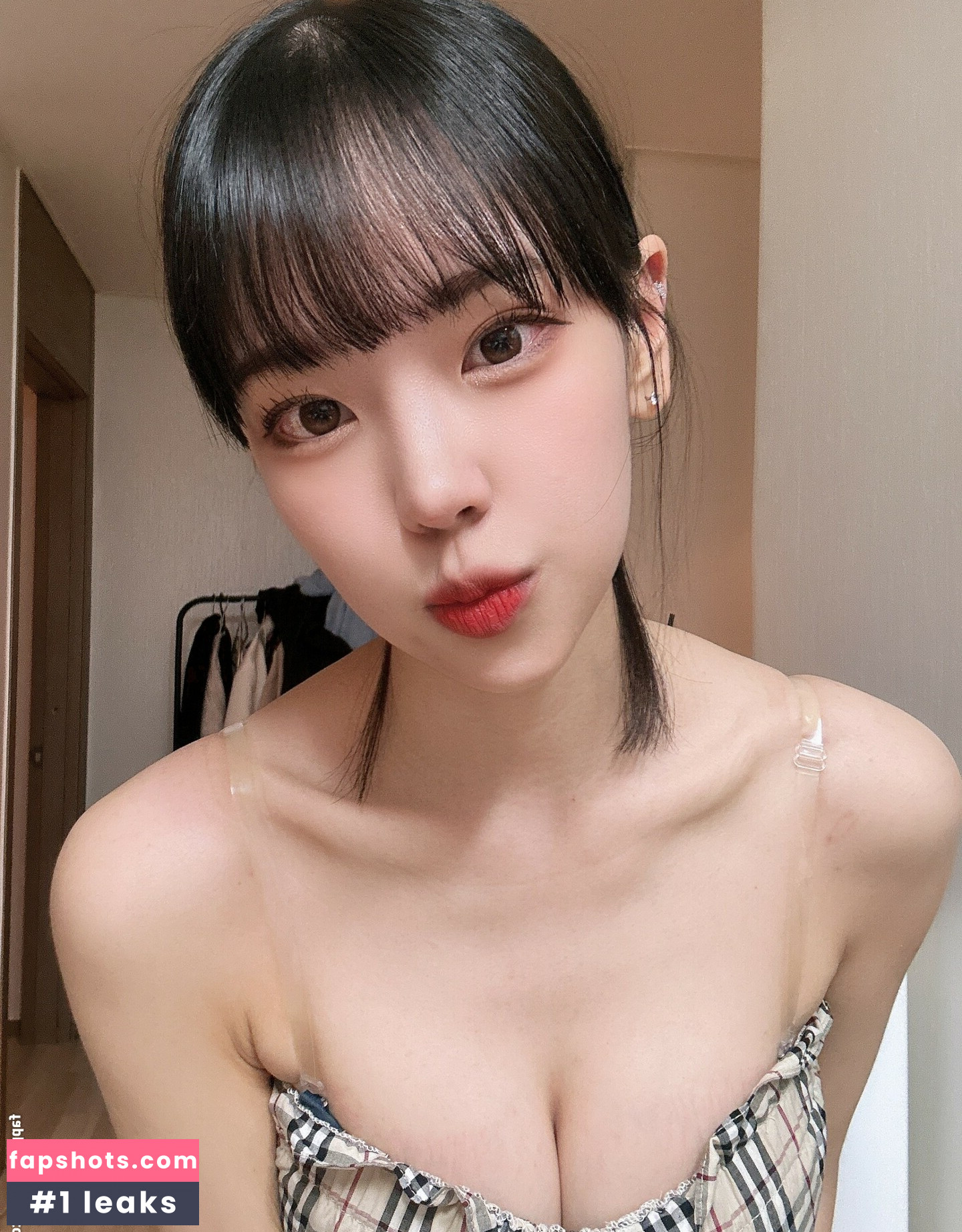 Korean Afreeca Streamer gallery photo #53