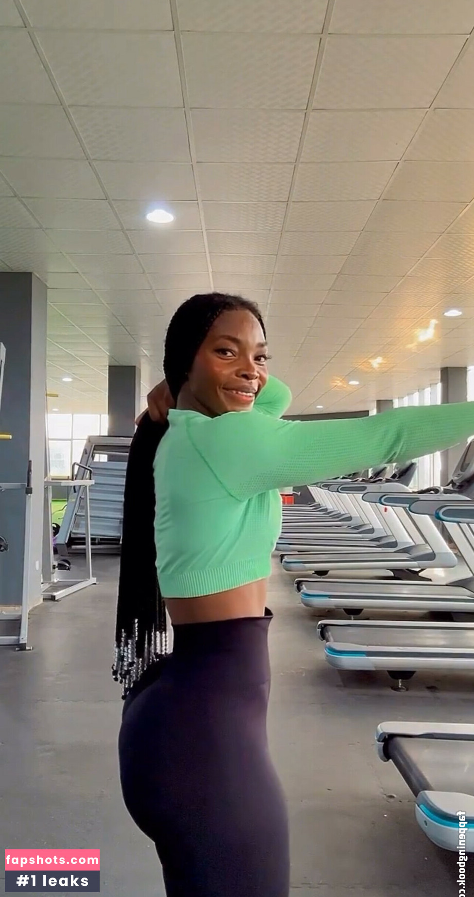 Korpobrownskin nude babe gallery