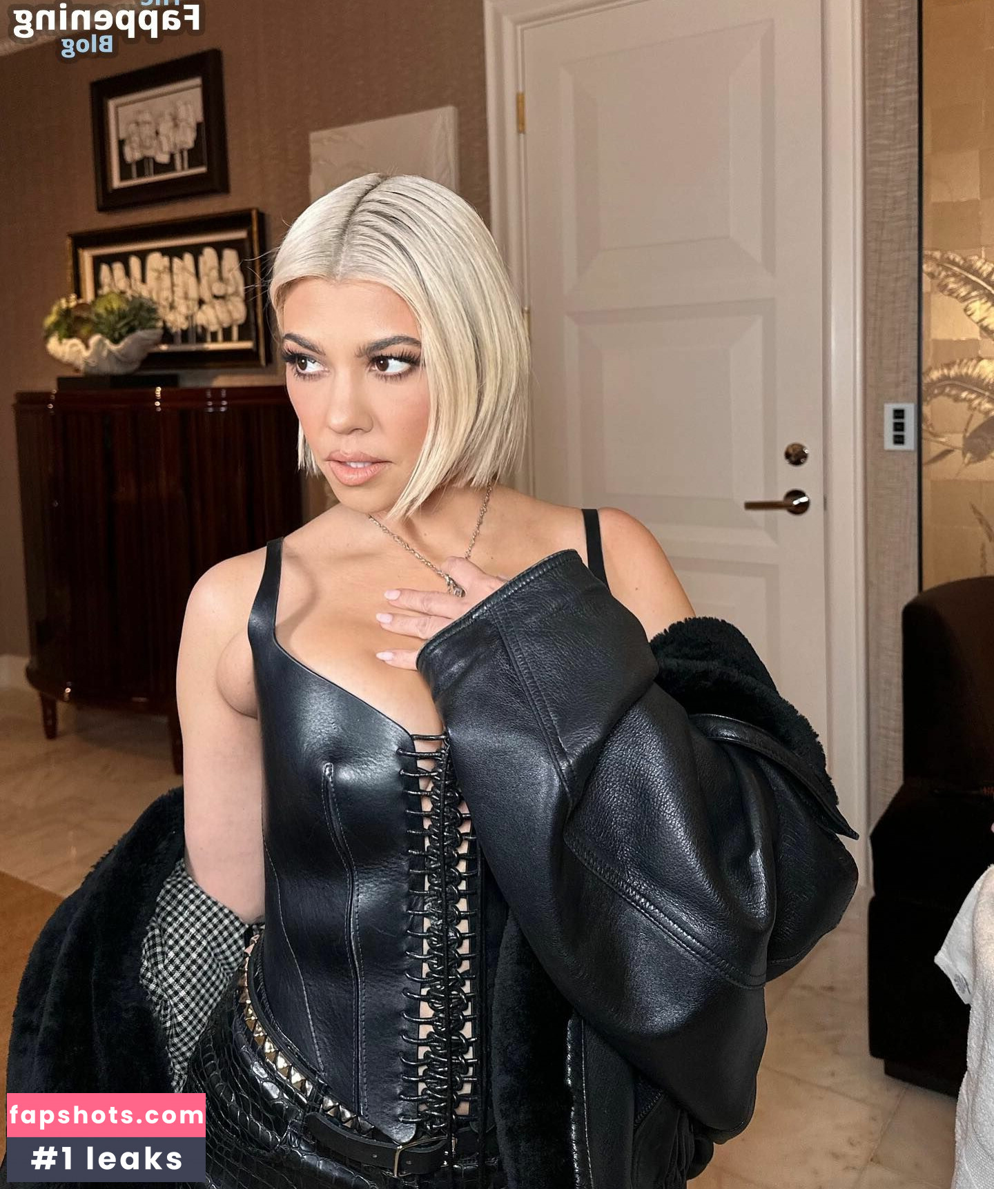 Kourtney Kardashian Nude Leaks OnlyFans Photos #163 - LeakJerk