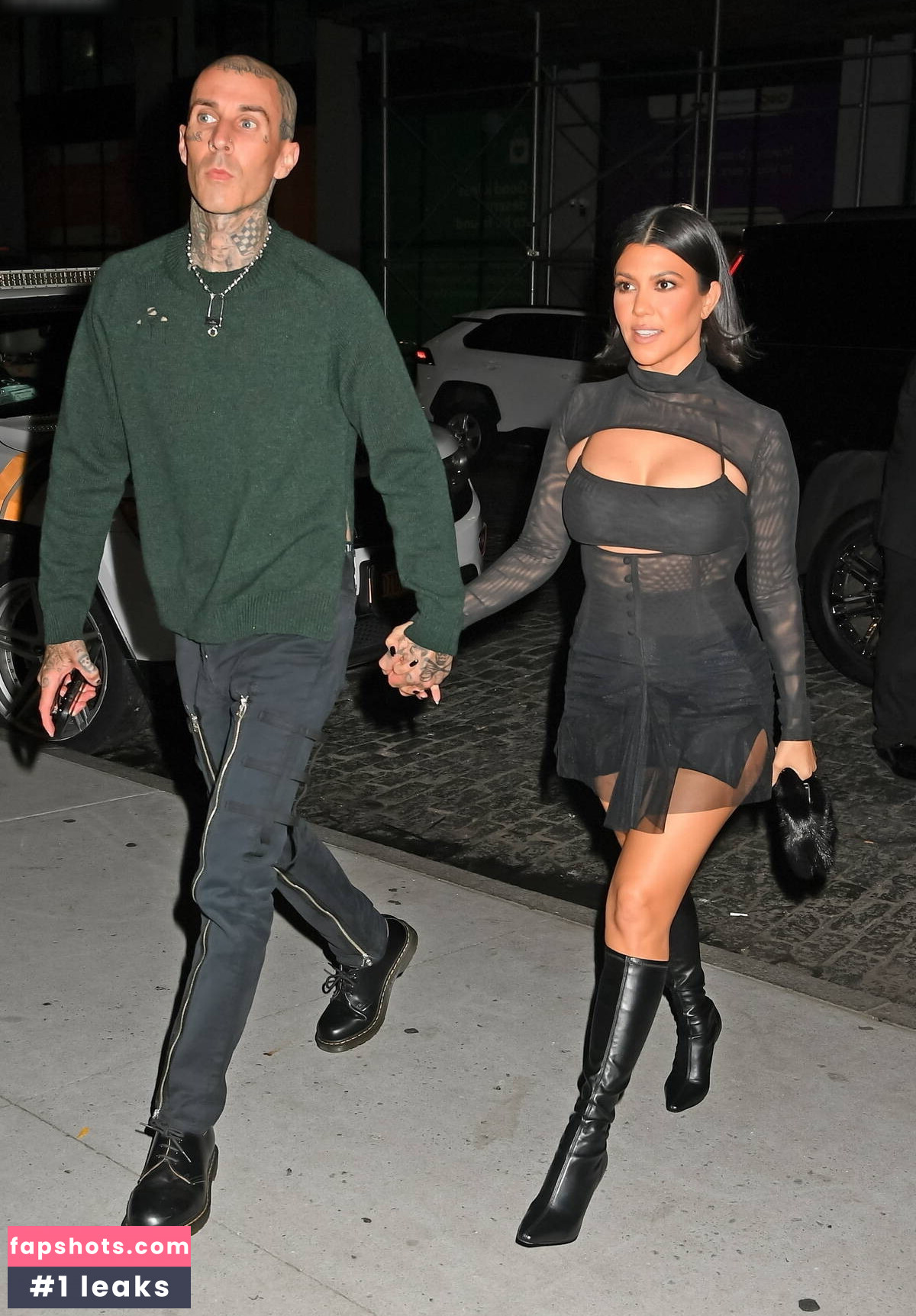 Kourtney Kardashian Nude Leaks OnlyFans Photos #19 - LeakJerk