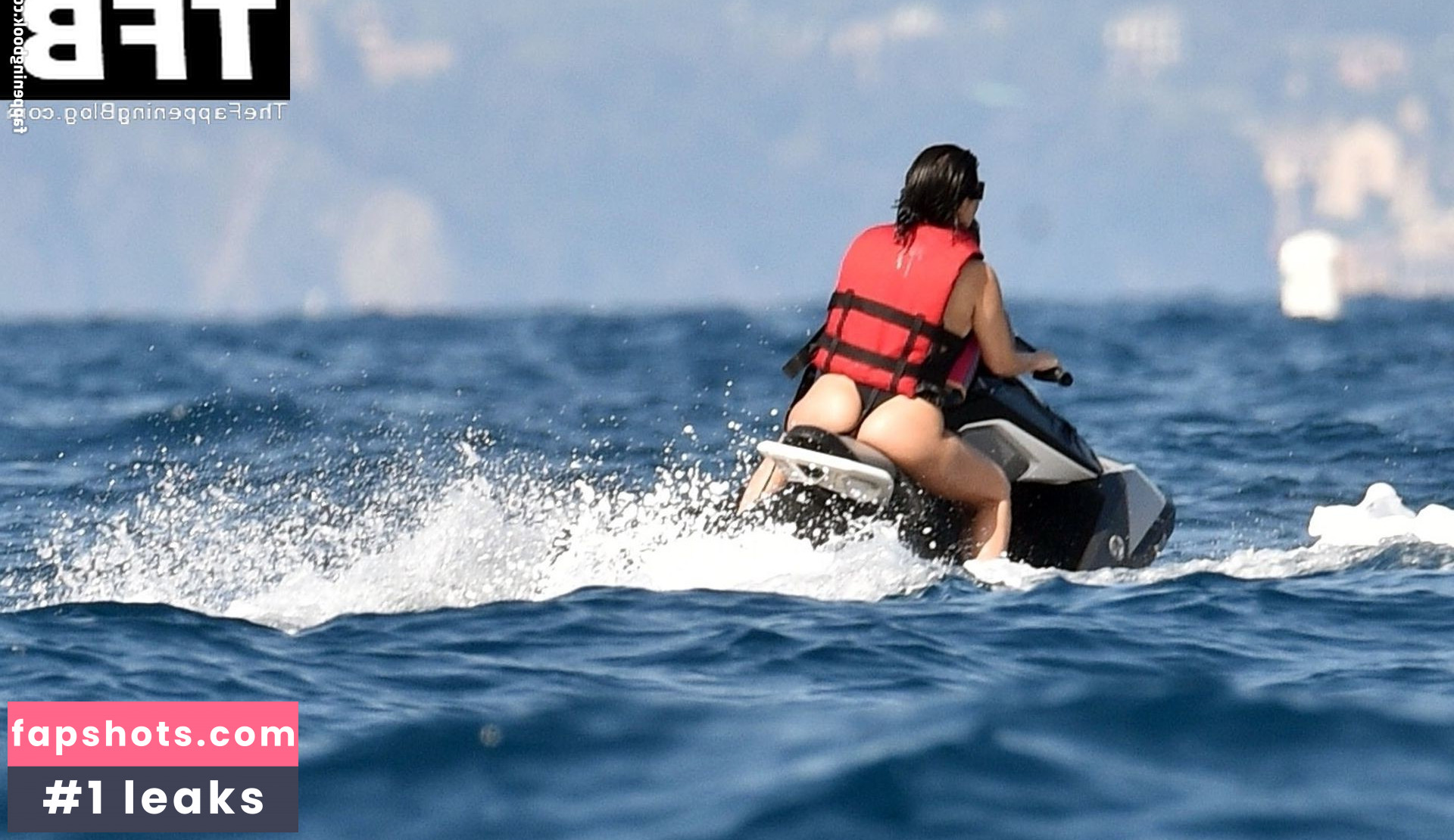 Kourtney Kardashian Nude Leaks OnlyFans Photos #224 - LeakJerk