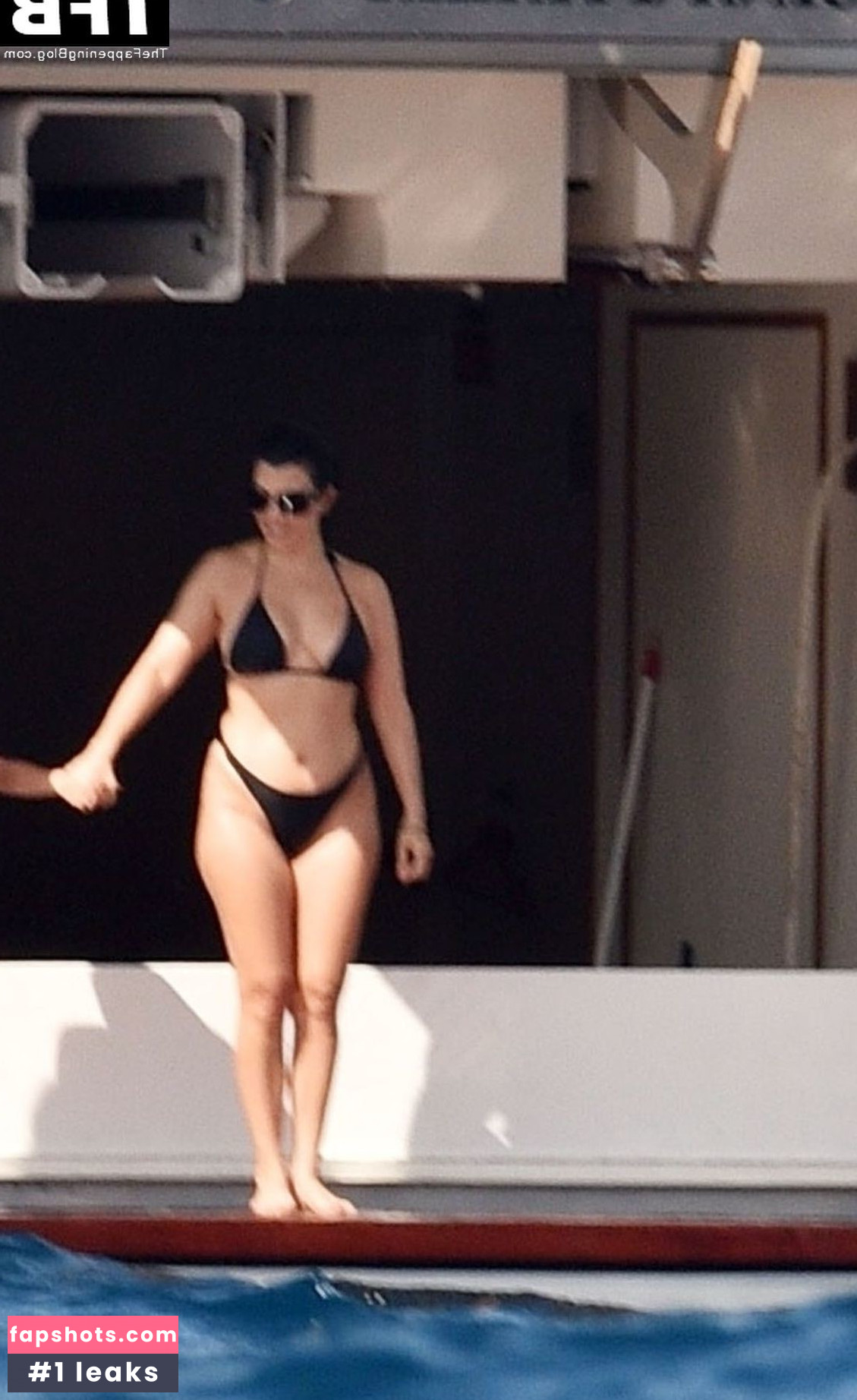 Kourtney Kardashian Nude Leaks OnlyFans Photos #228 - LeakJerk