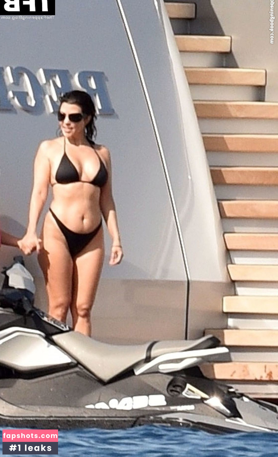 Kourtney Kardashian Nude Leaks OnlyFans Photos #234 - LeakJerk