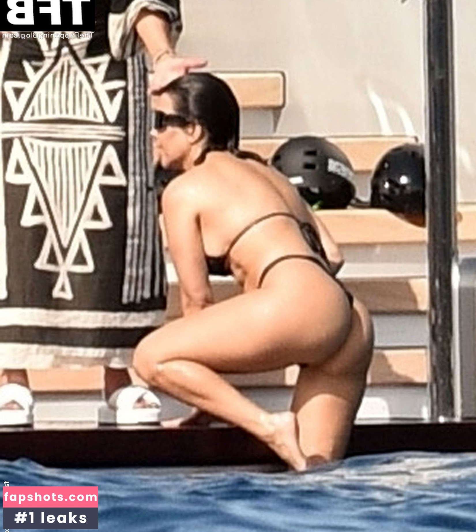 Kourtney Kardashian Nude Leaks OnlyFans Photos #248 - LeakJerk