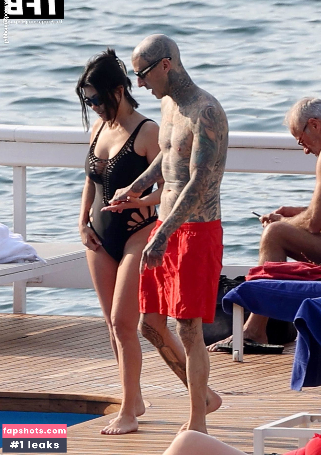 Kourtney Kardashian Nude Leaks OnlyFans Photos #267 - LeakJerk