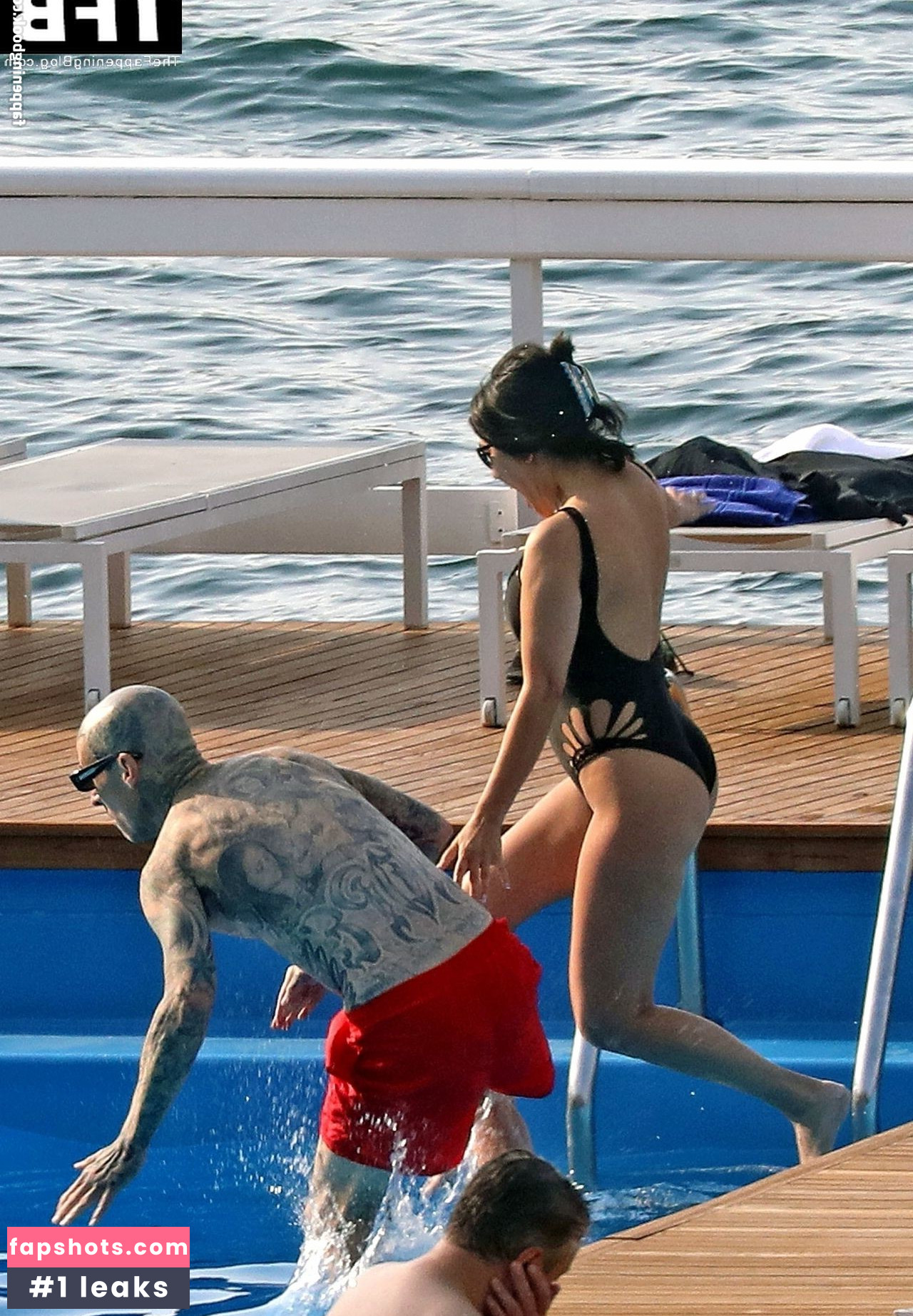 Kourtney Kardashian Nude Leaks OnlyFans Photos #271 - LeakJerk