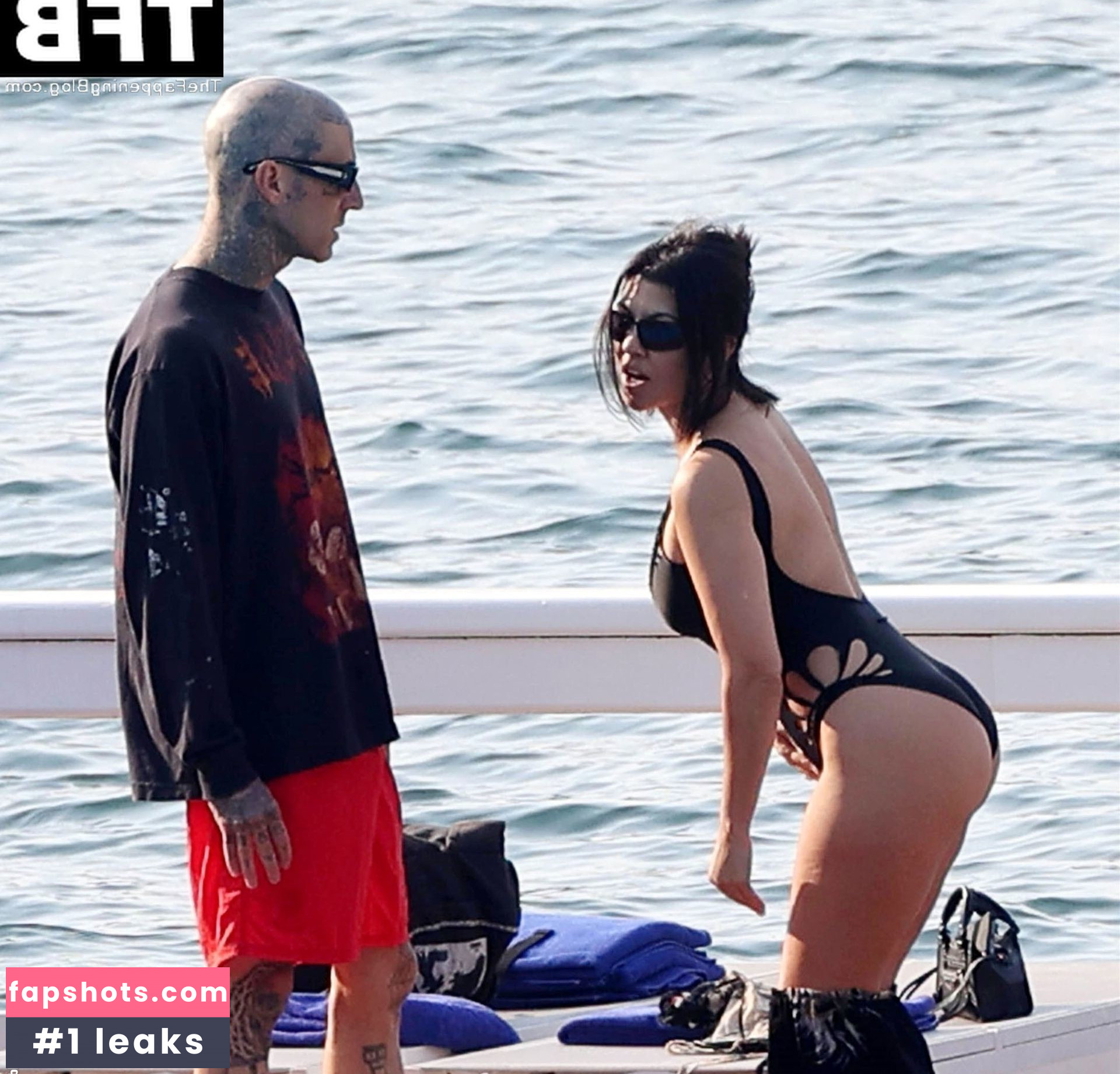 Kourtney Kardashian Nude Leaks OnlyFans Photos #272 - LeakJerk