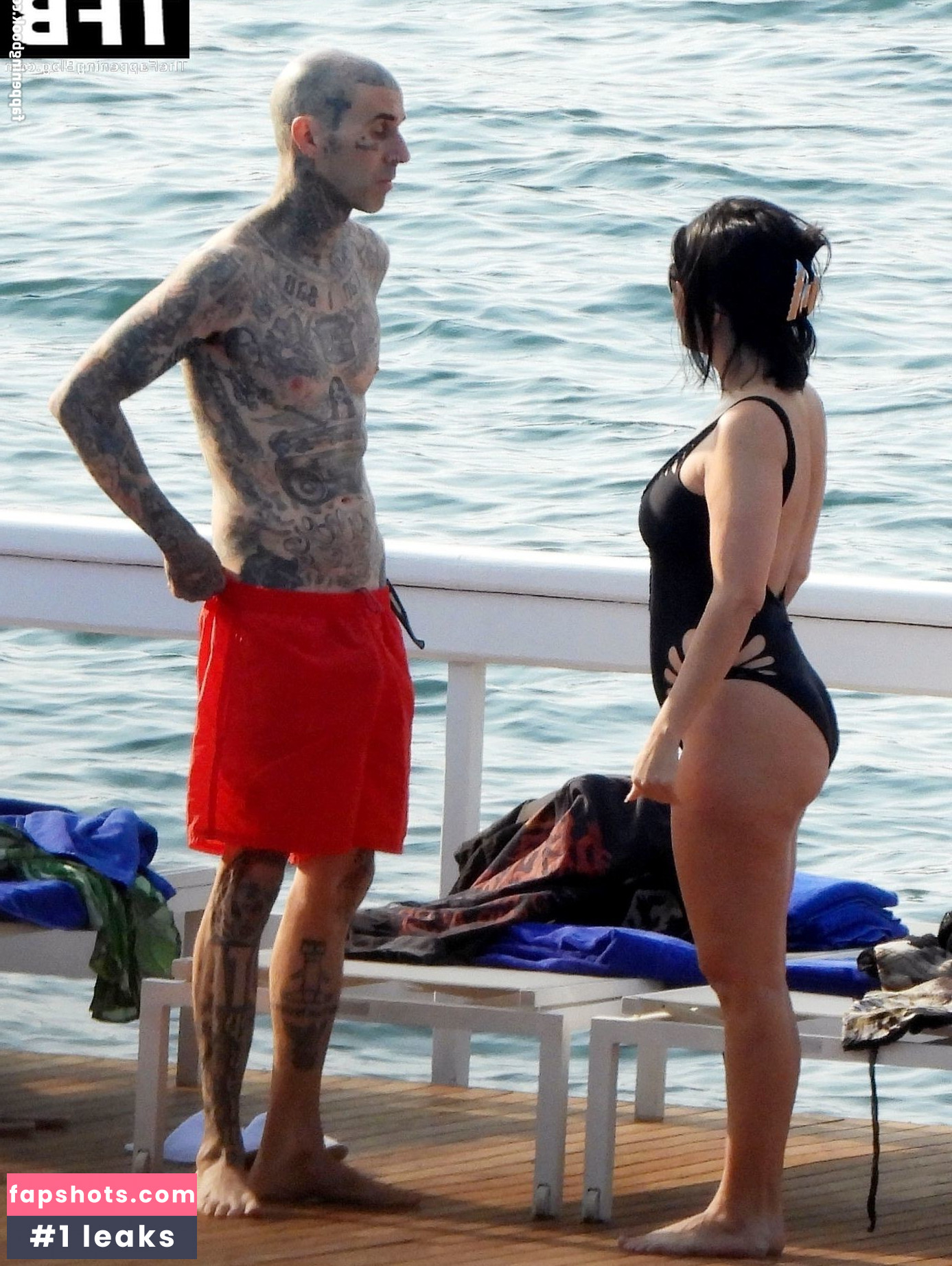 Kourtney Kardashian Nude Leaks OnlyFans Photos #279 - LeakJerk