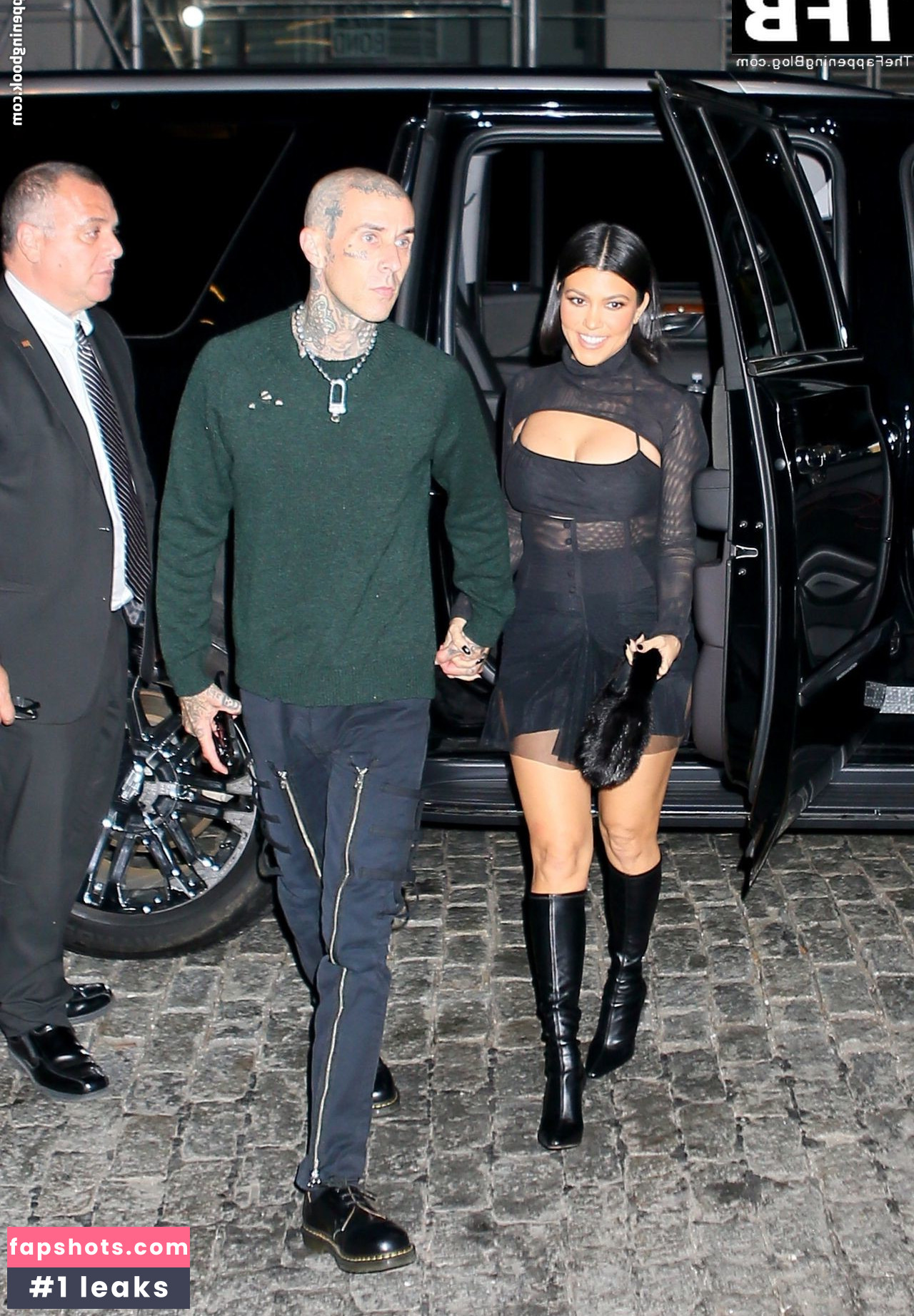 Kourtney Kardashian Nude Leaks OnlyFans Photos #329 - LeakJerk