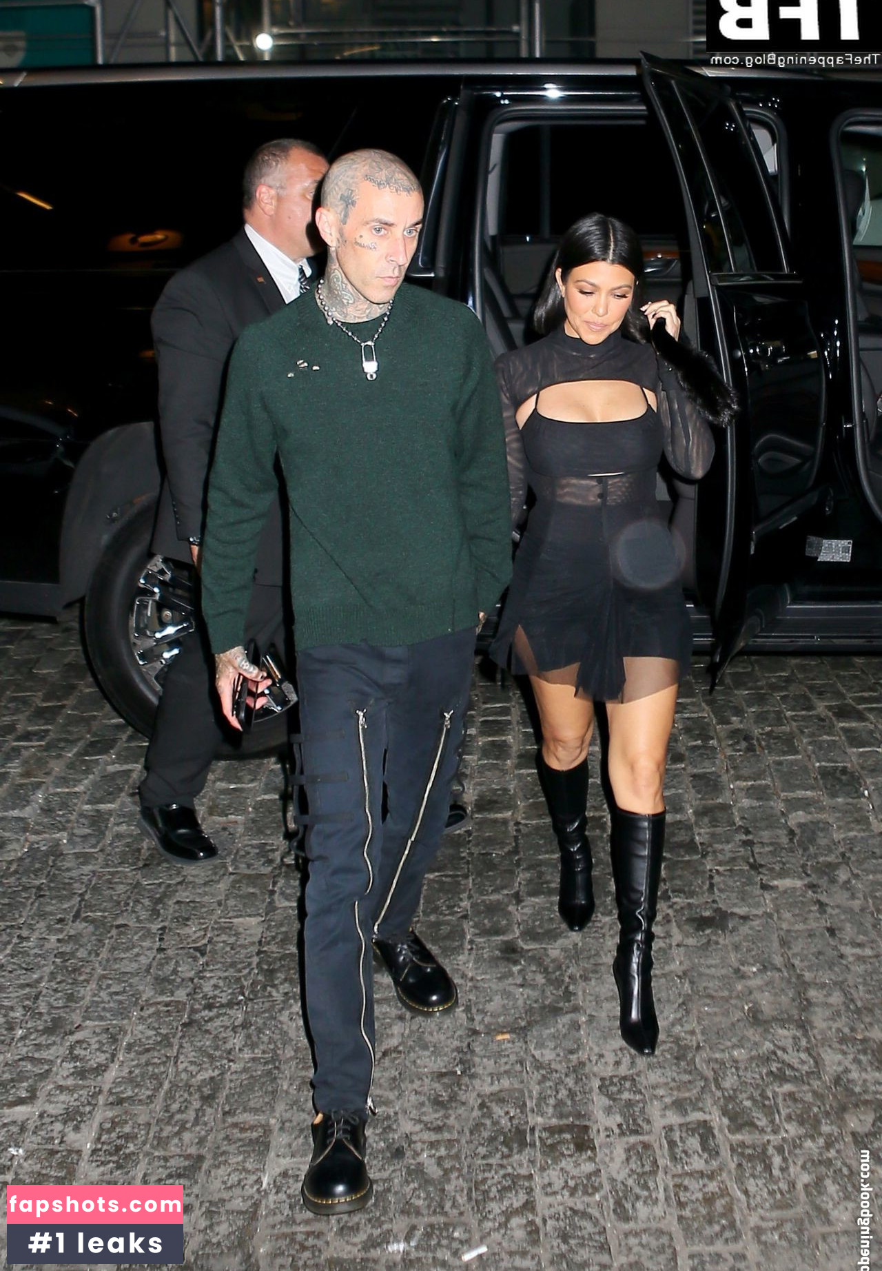 Kourtney Kardashian Nude Leaks OnlyFans Photos #331 - LeakJerk