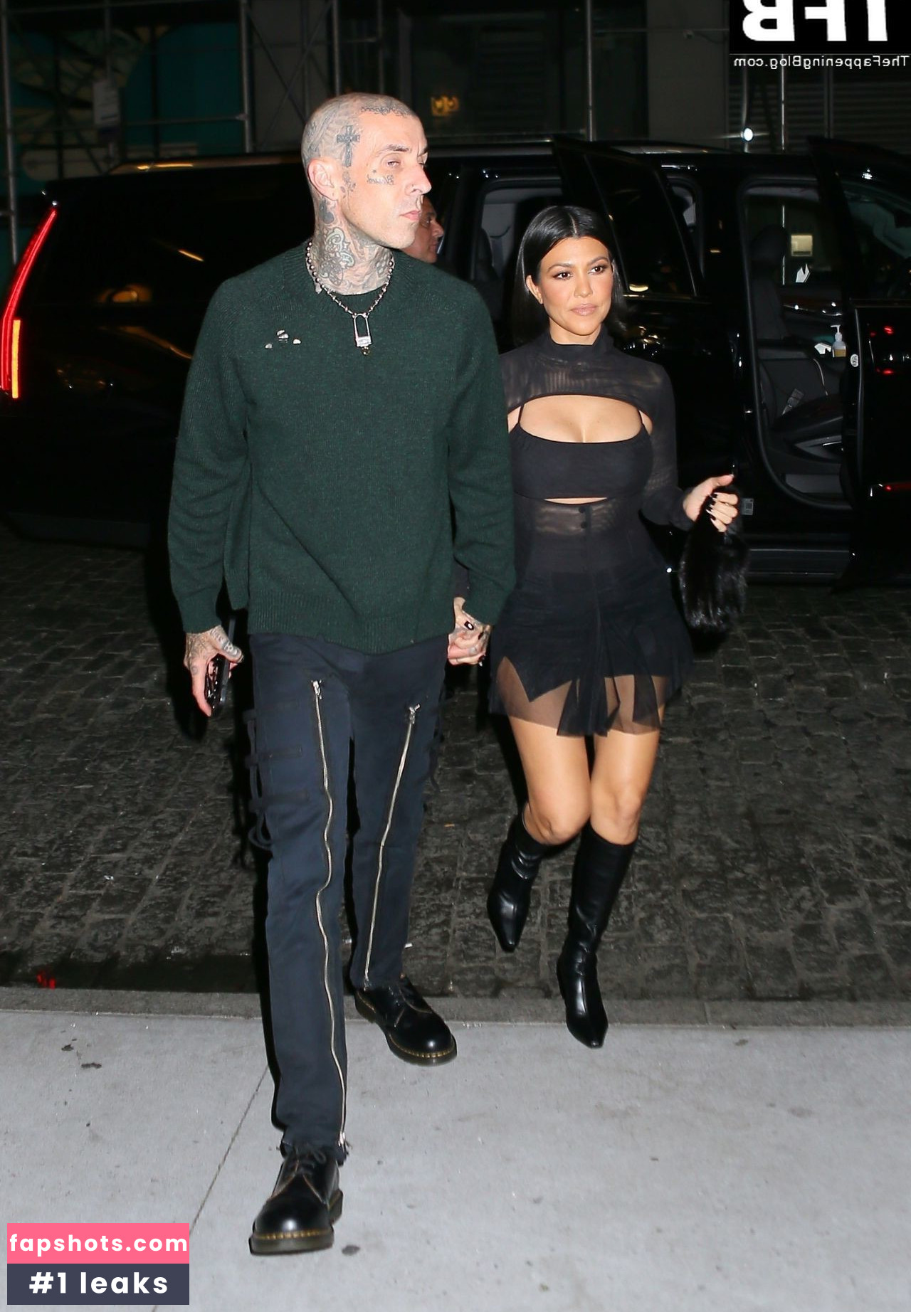 Kourtney Kardashian Nude Leaks OnlyFans Photos #332 - LeakJerk