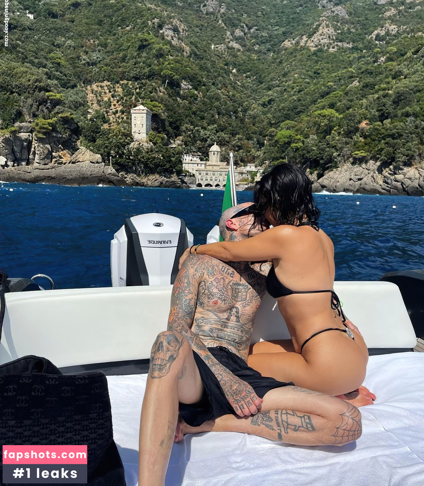 Kourtney Kardashian Nude Leaks OnlyFans Photos #358 - LeakJerk