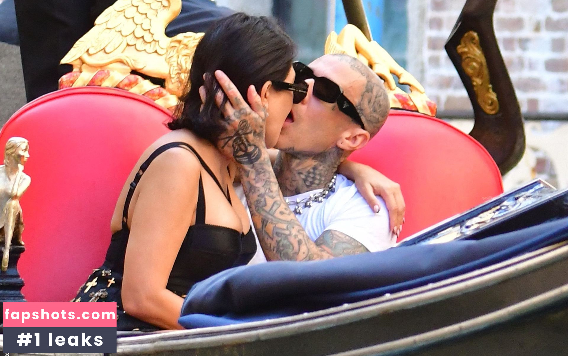 Kourtney Kardashian Nude Leaks OnlyFans Photos #363 - LeakJerk