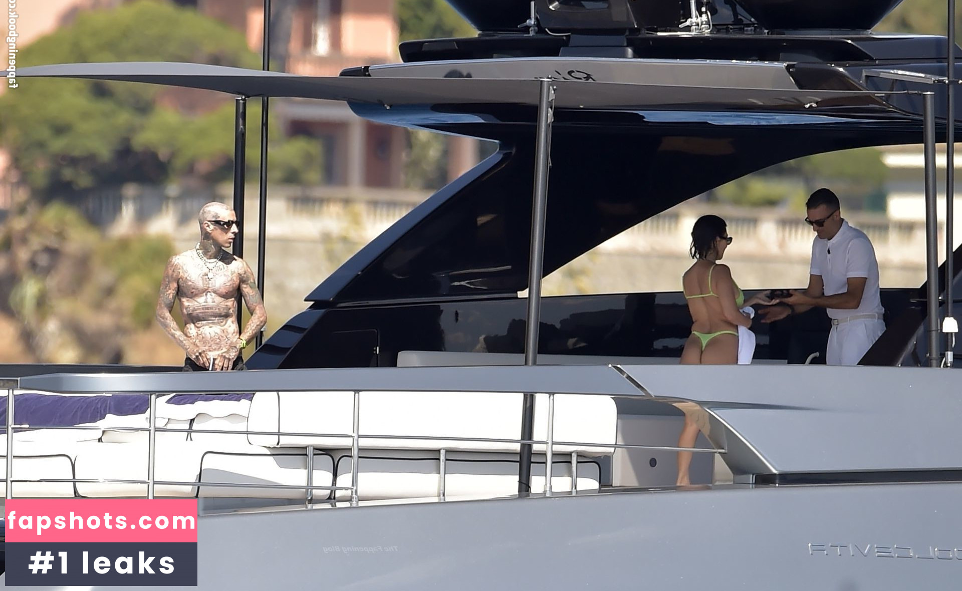 Kourtney Kardashian Nude Leaks OnlyFans Photos #385 - LeakJerk