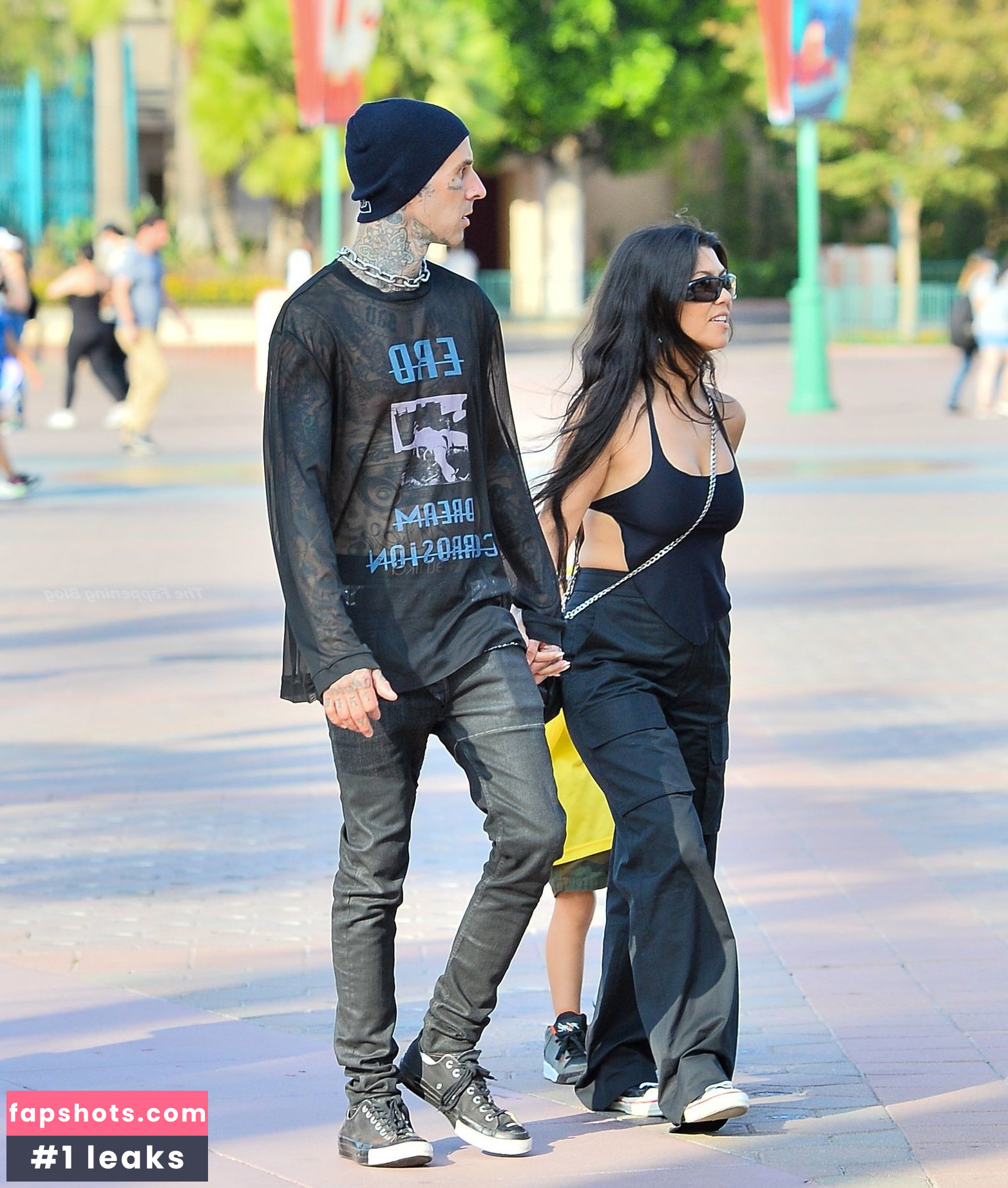 Kourtney Kardashian Nude Leaks OnlyFans Photos #395 - LeakJerk