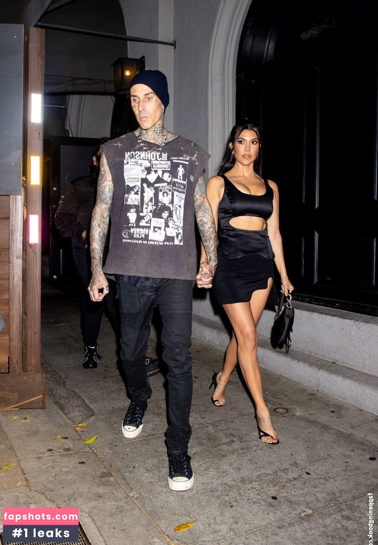 Kourtney Kardashian Nude Leaks OnlyFans Photos #401 - LeakJerk