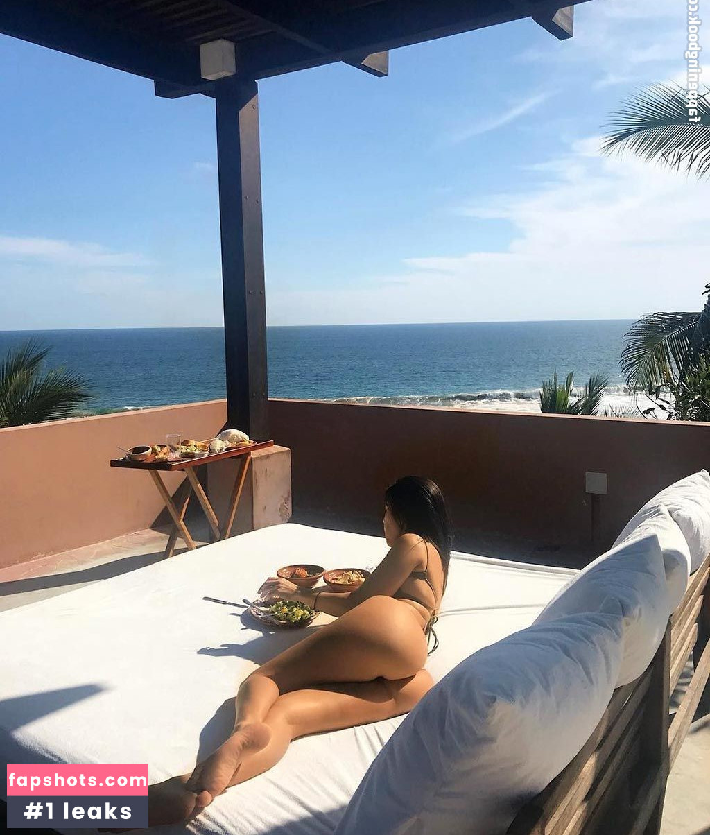 Kourtney Kardashian Nude Leaks OnlyFans Photos #427 - LeakJerk