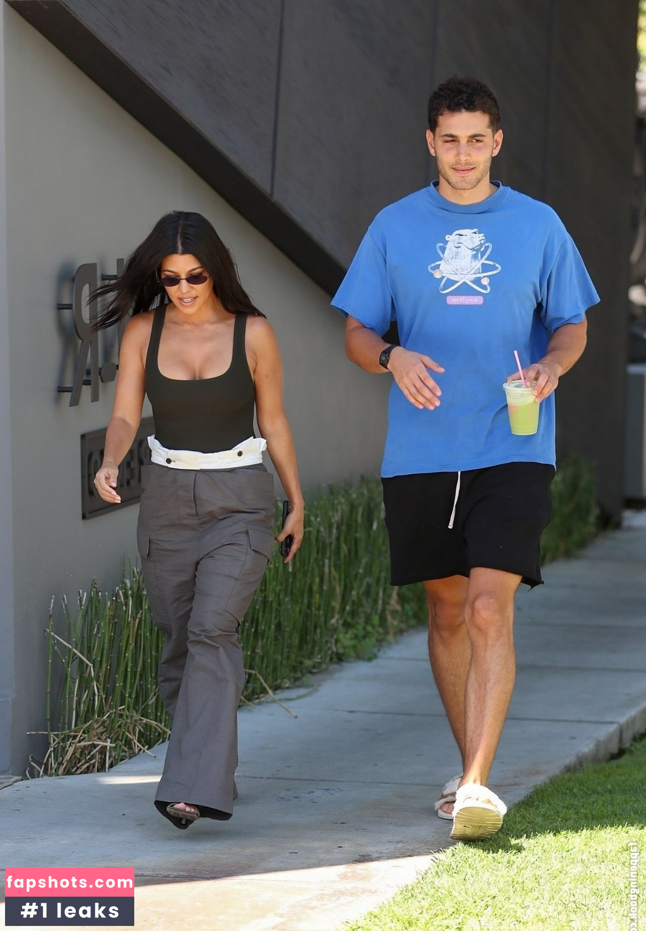 Kourtney Kardashian Nude Leaks OnlyFans Photos #472 - LeakJerk