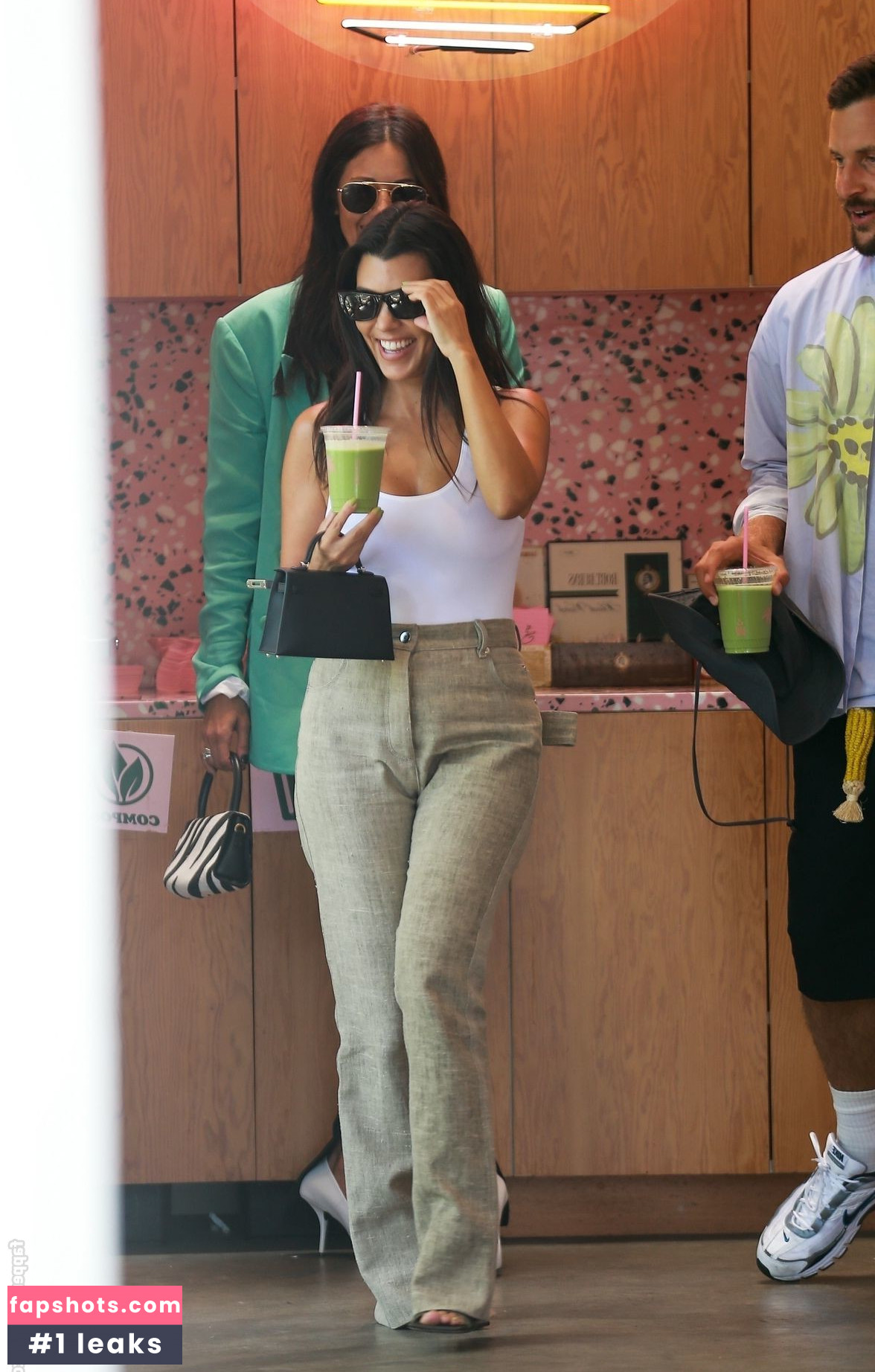 Kourtney Kardashian Nude Leaks OnlyFans Photos #521 - LeakJerk