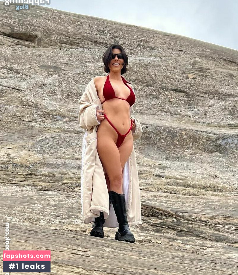 Kourtney Kardashian Nude Leaks OnlyFans Photos #55 - LeakJerk