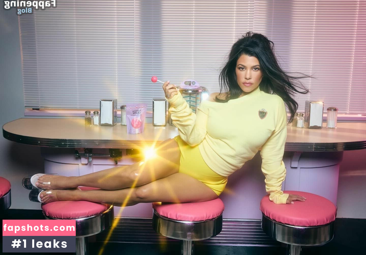 Kourtney Kardashian Nude Leaks OnlyFans Photos #57 - LeakJerk