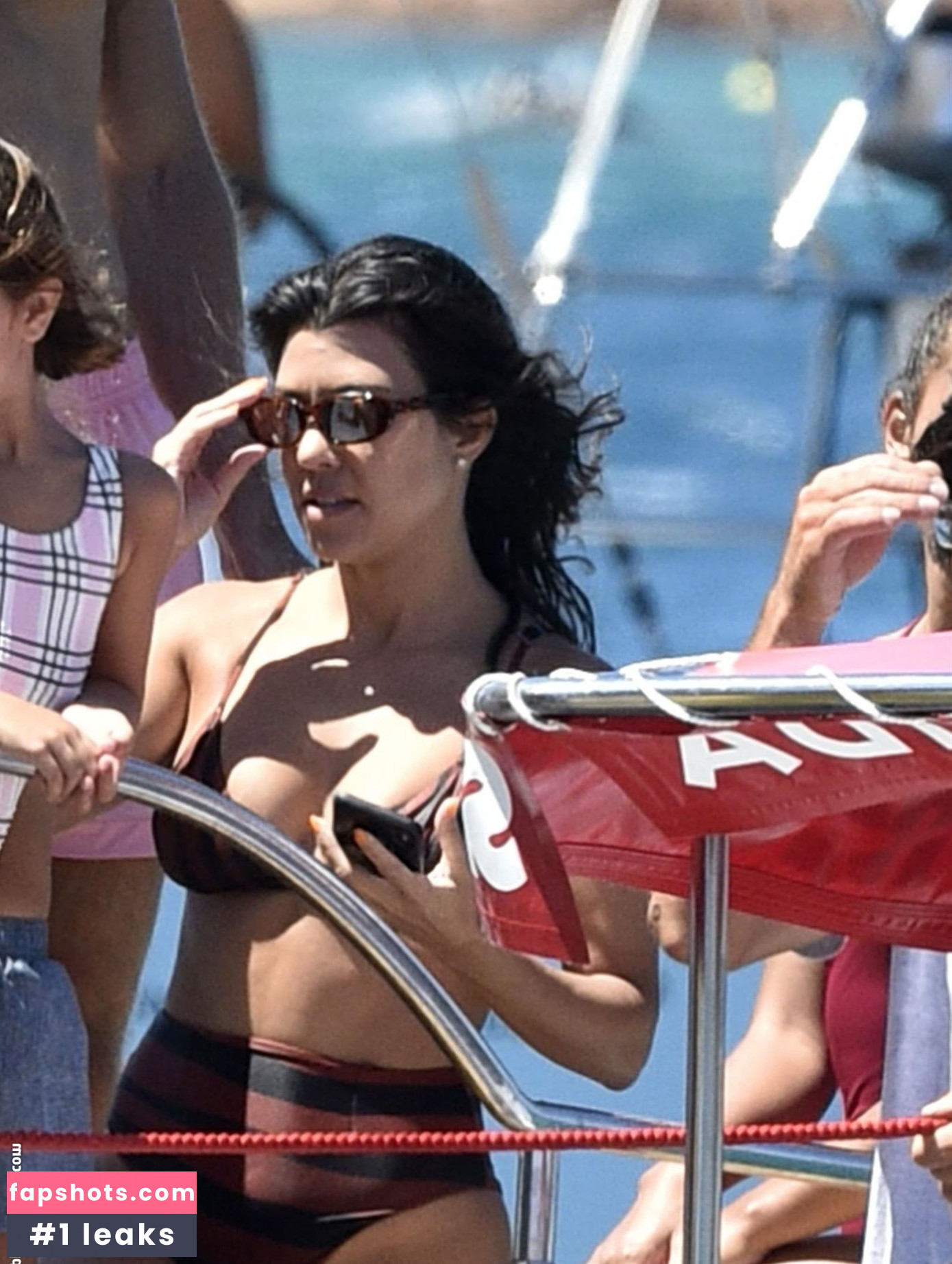 Kourtney Kardashian Nude Leaks OnlyFans Photos #615 - LeakJerk