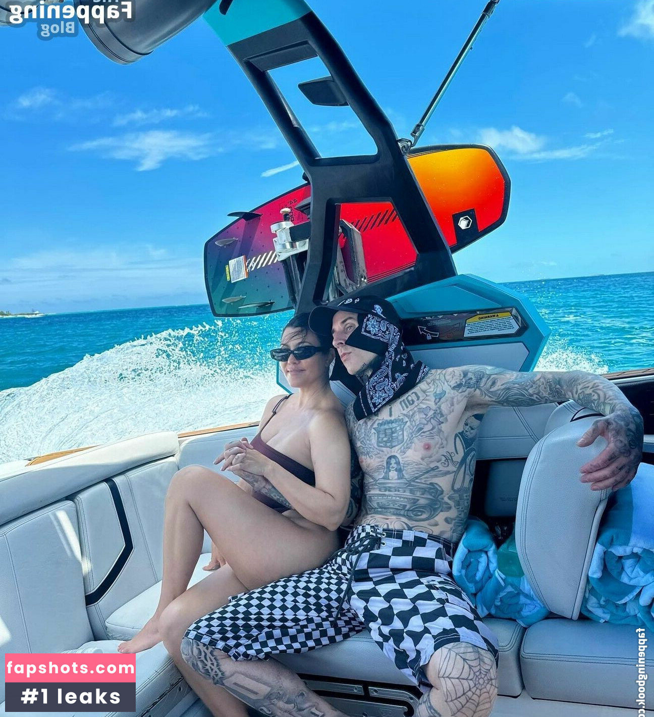 Kourtney Kardashian Nude Leaks OnlyFans Photos #63 - LeakJerk