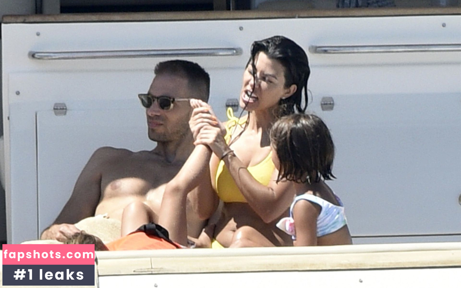 Kourtney Kardashian Nude Leaks OnlyFans Photos #643 - LeakJerk