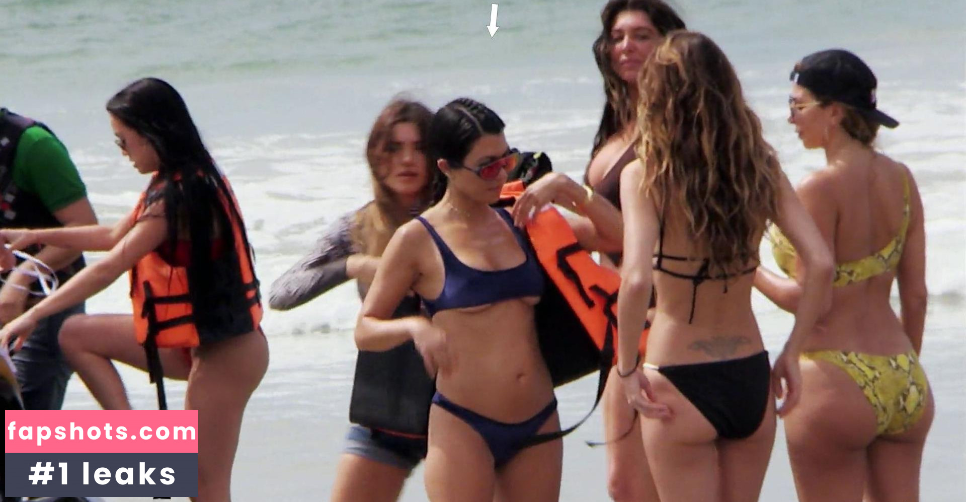 Kourtney Kardashian Nude Leaks OnlyFans Photos #706 - LeakJerk