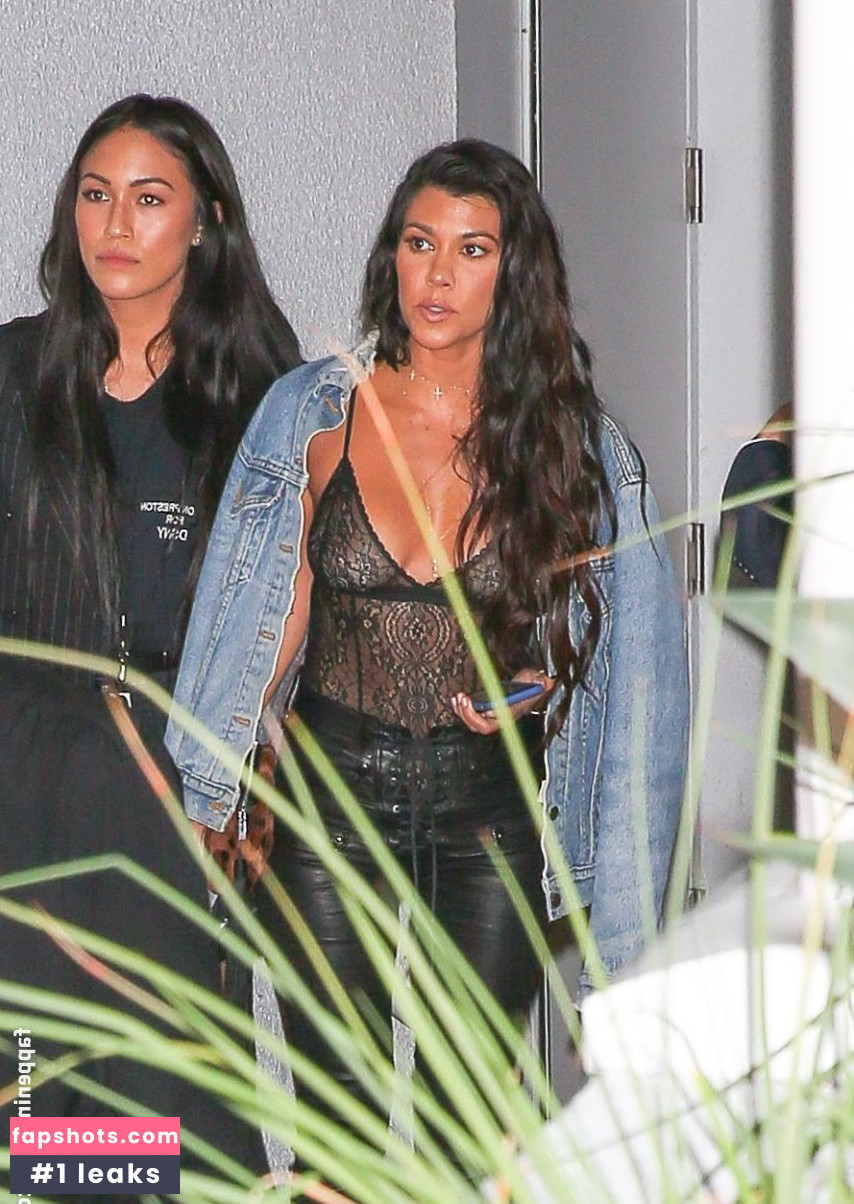 Kourtney Kardashian Nude Leaks OnlyFans Photos #737 - LeakJerk
