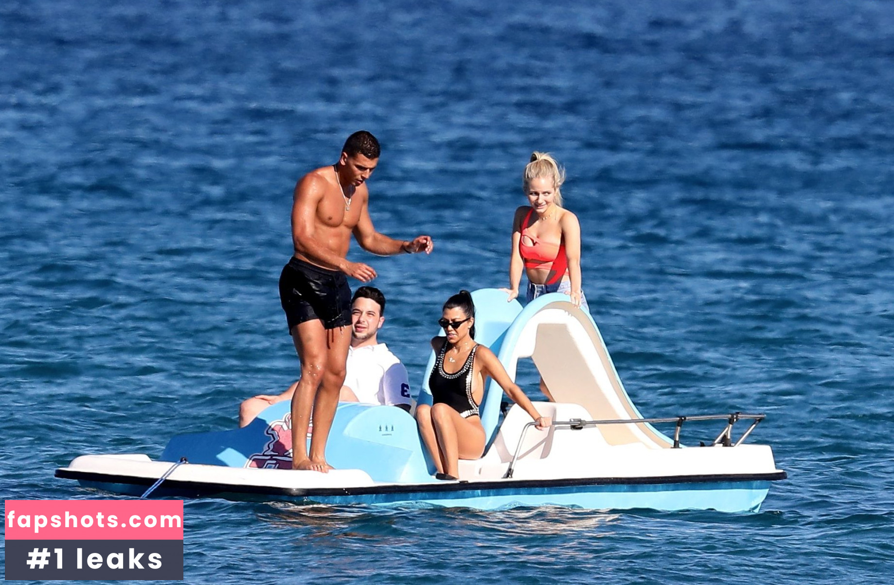 Kourtney Kardashian Nude Leaks OnlyFans Photos #776 - LeakJerk