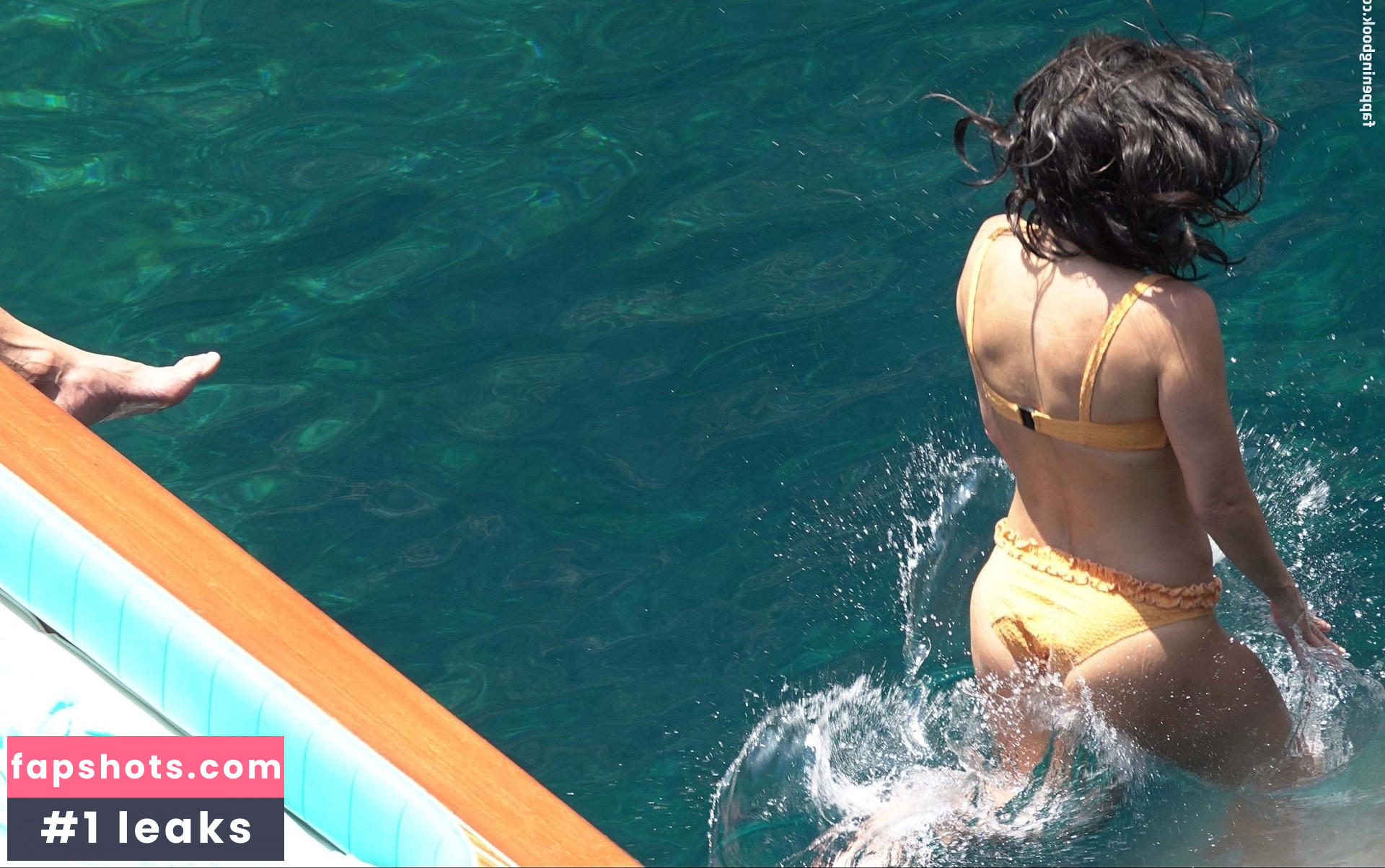 Kourtney Kardashian Nude Leaks OnlyFans Photos #821 - LeakJerk