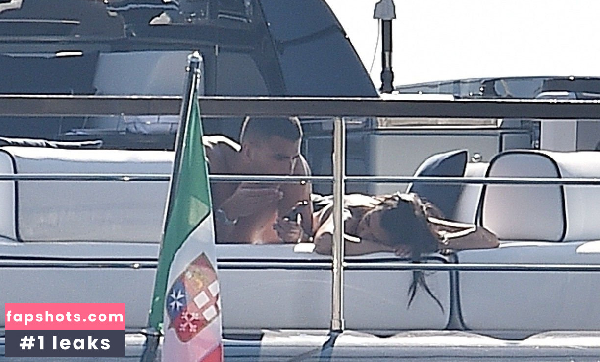 Kourtney Kardashian Nude Leaks OnlyFans Photos #865 - LeakJerk