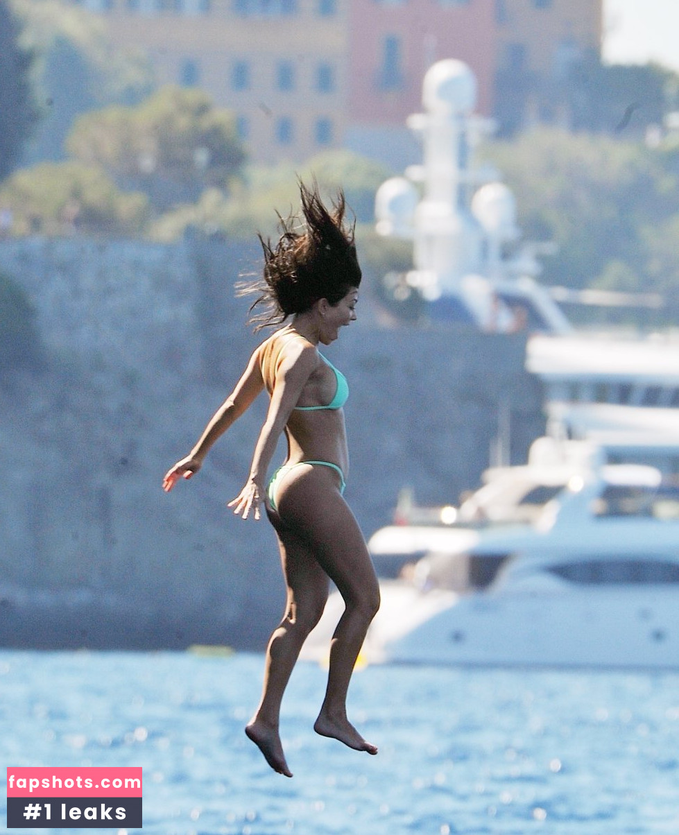 Kourtney Kardashian Nude Leaks OnlyFans Photos #868 - LeakJerk