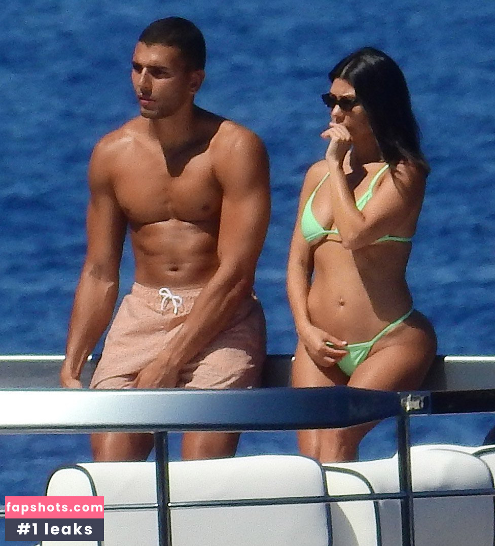 Kourtney Kardashian Nude Leaks OnlyFans Photos #872 - LeakJerk