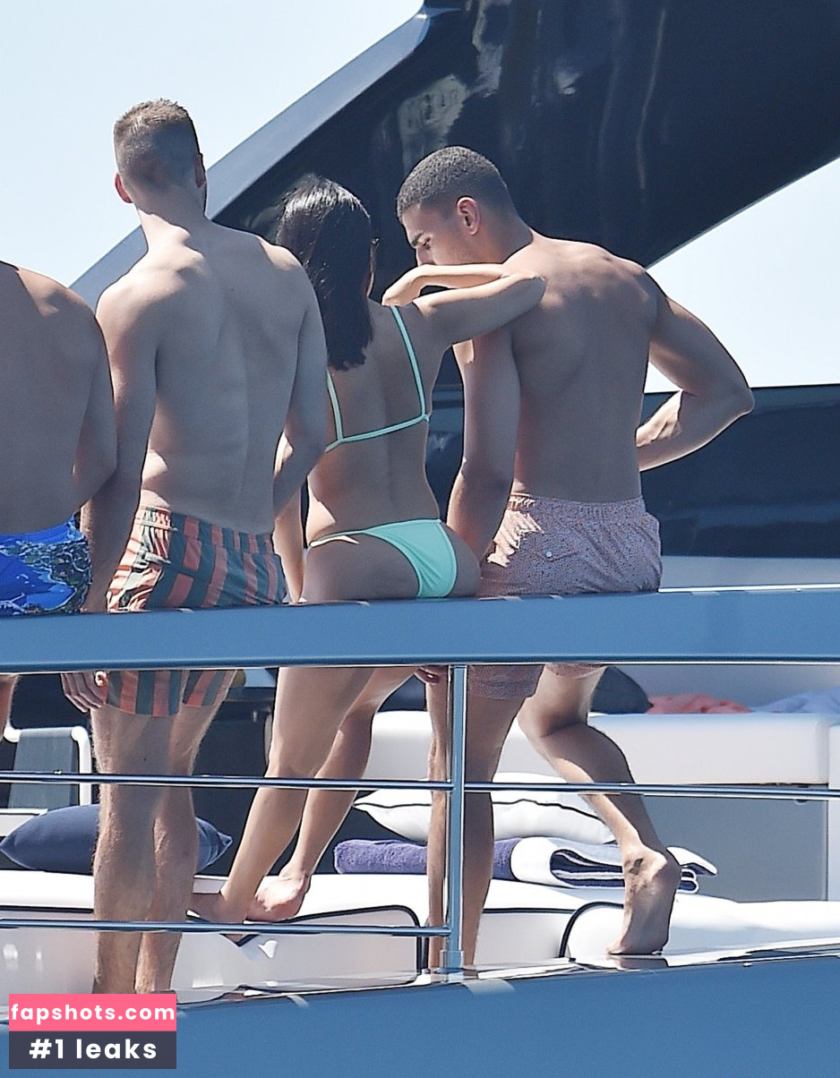 Kourtney Kardashian Nude Leaks OnlyFans Photos #874 - LeakJerk