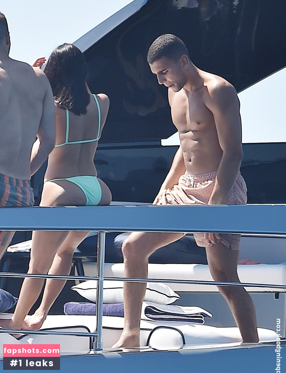 Kourtney Kardashian Nude Leaks OnlyFans Photos #877 - LeakJerk