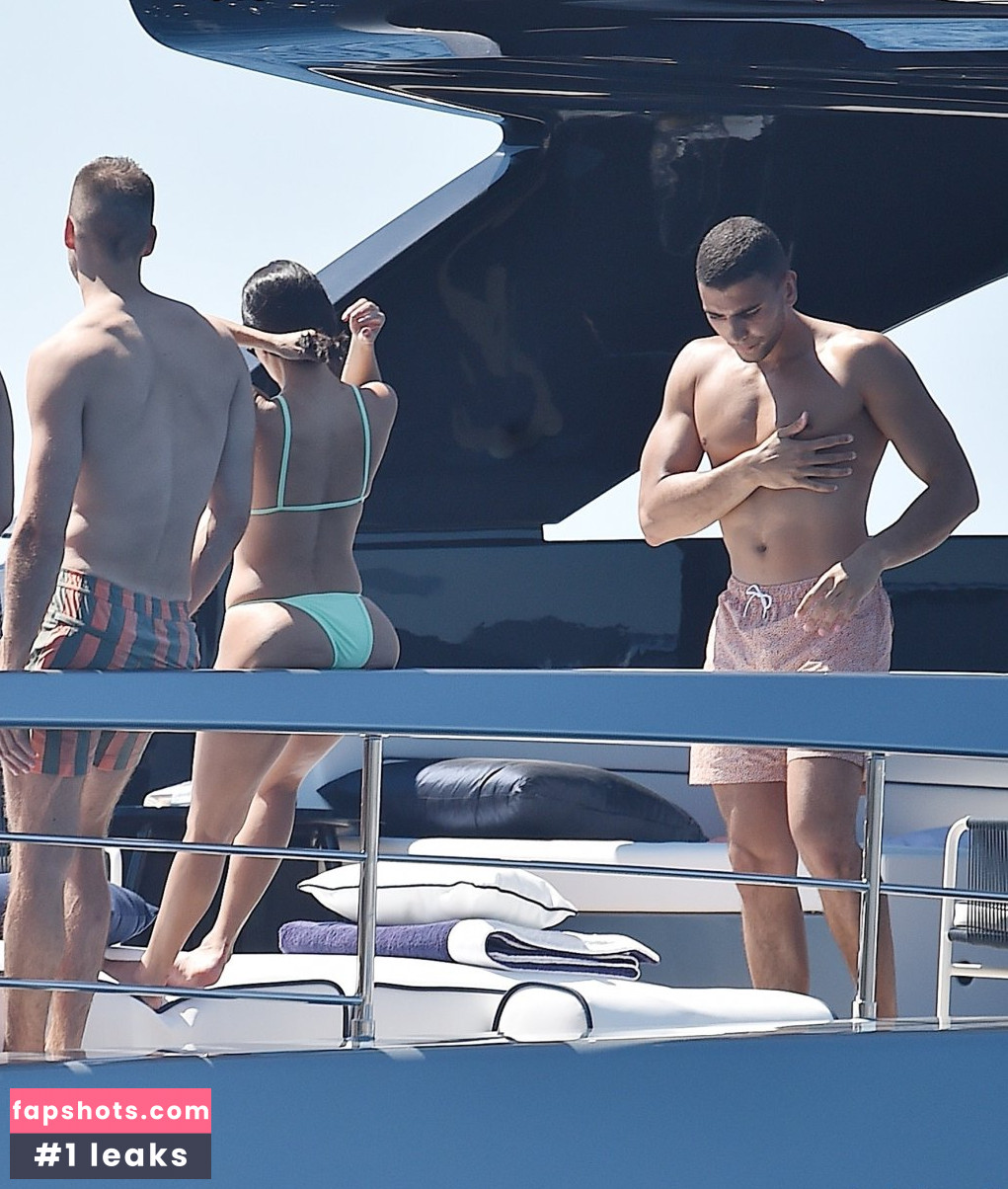 Kourtney Kardashian Nude Leaks OnlyFans Photos #881 - LeakJerk