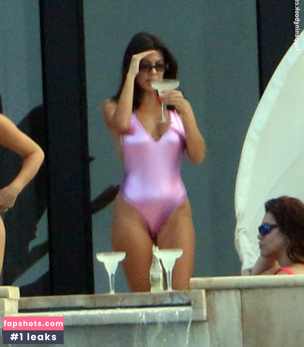 Kourtney Kardashian Nude Leaks OnlyFans Photos #919 - LeakJerk