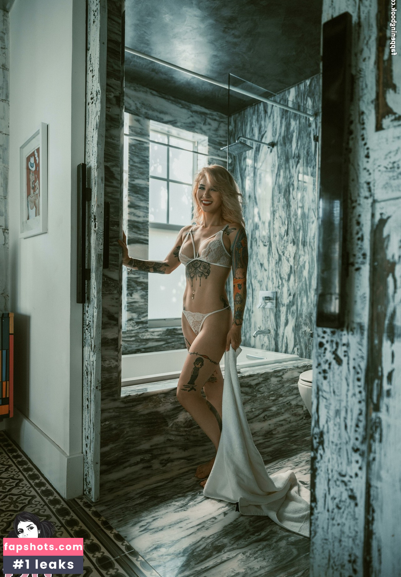 Kourtneydee gallery photo #7