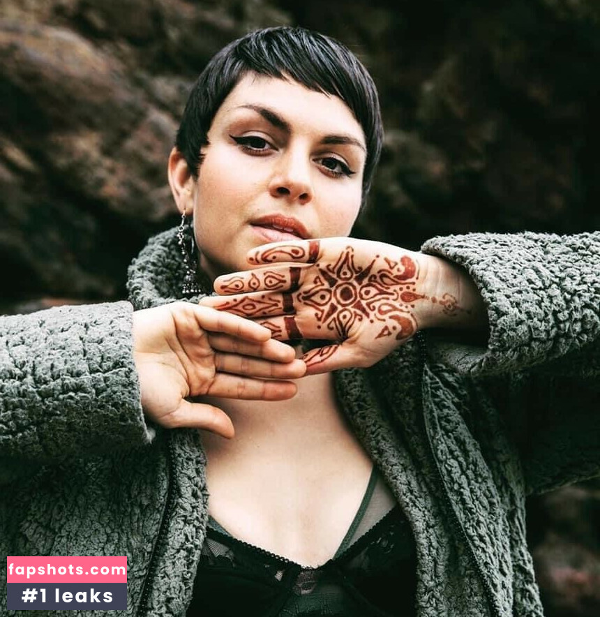 Krewella gallery photo #21