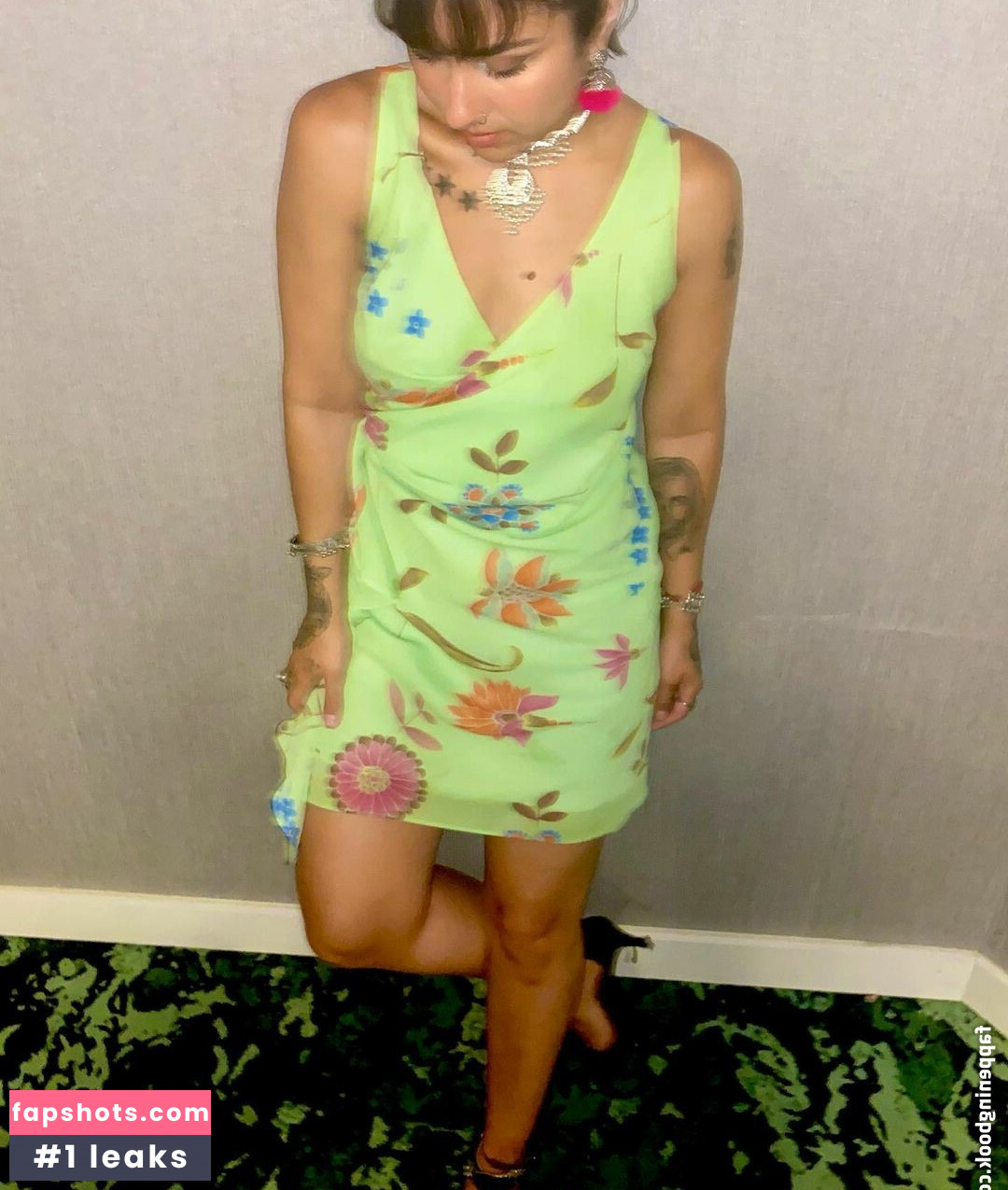 Krewella gallery photo #38